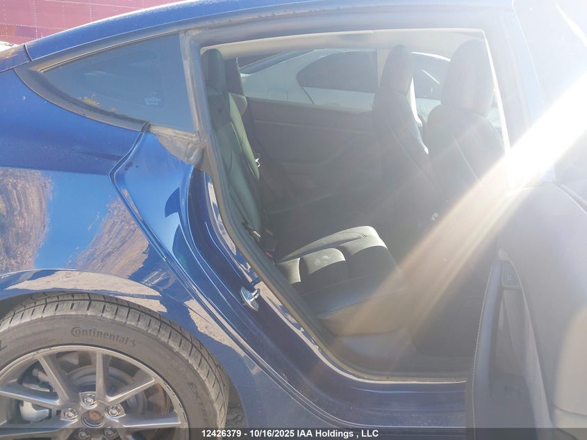5YJ3E1EB5NF117483 2022 TESLA MODEL 3 photo no. 8