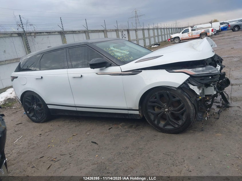 SALYL2RV2JA771567 2018 LAND ROVER RANGE ROVER VELAR photo no. 14