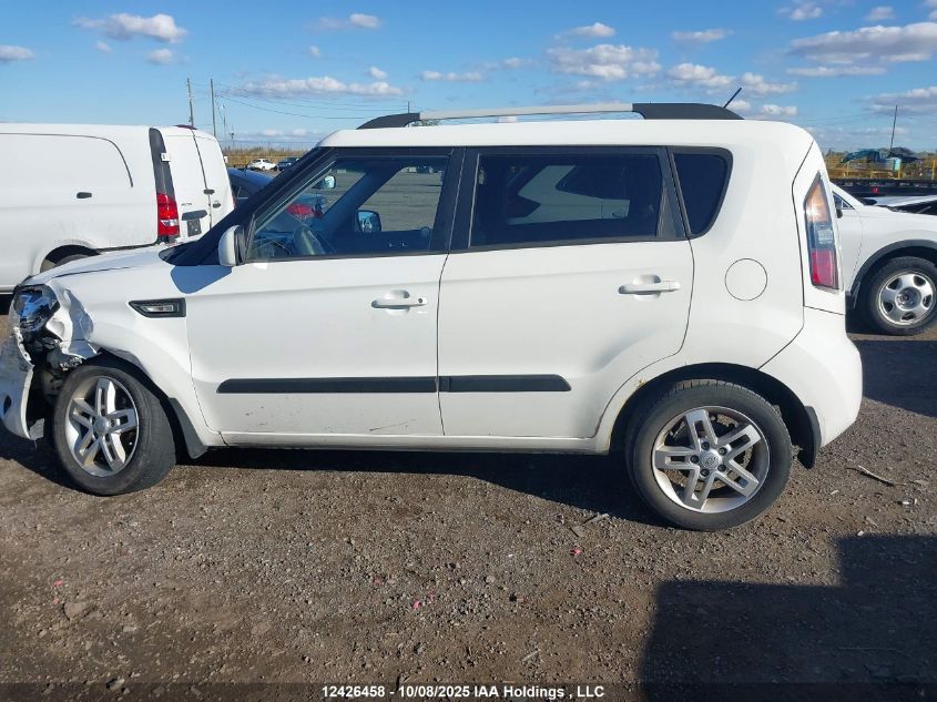 2011 Kia Soul 2.0L 2U/2.0L 4U/2.0L 4U Burner/2.0L 4U Luxury/2.0L 4U Retro/2.0L 4U Sx VIN: KNDJT2A21B7711076 Lot: 12426458