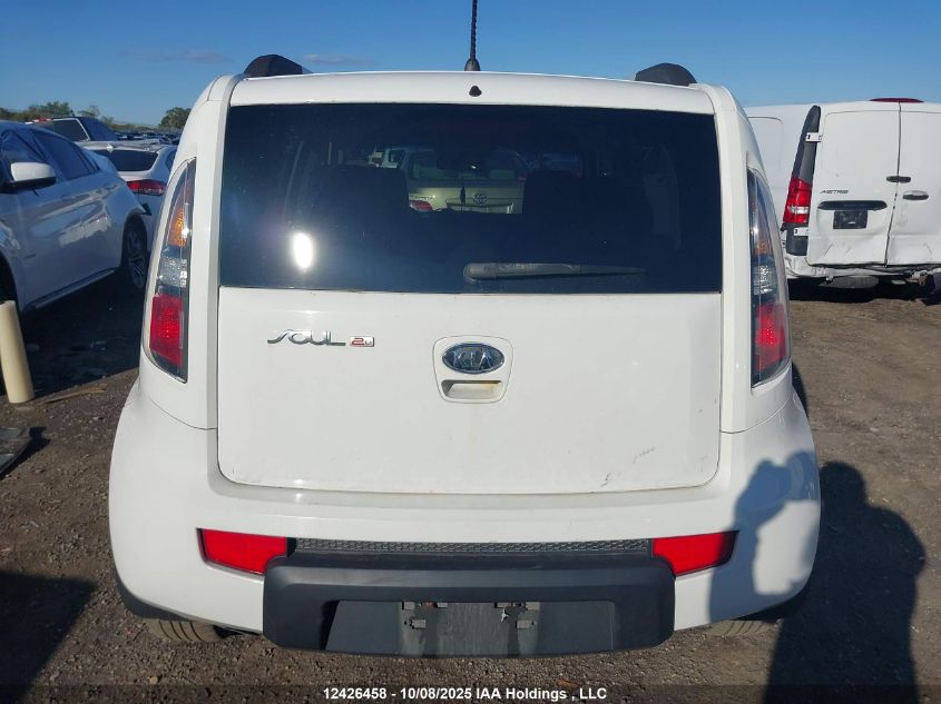 2011 Kia Soul 2.0L 2U/2.0L 4U/2.0L 4U Burner/2.0L 4U Luxury/2.0L 4U Retro/2.0L 4U Sx VIN: KNDJT2A21B7711076 Lot: 12426458