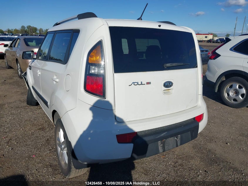 KNDJT2A21B7711076 2011 KIA SOUL photo no. 3