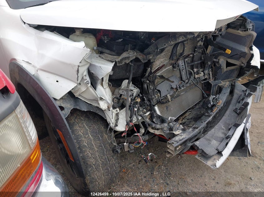 1N6ED1EK4NN660155 2022 Nissan Frontier S/Sv/Pro-4X auction photo 1