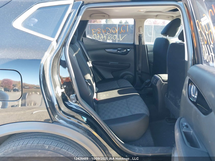 2017 Nissan Qashqai VIN: JN1BJ1CPXHW027660 Lot: 12426489