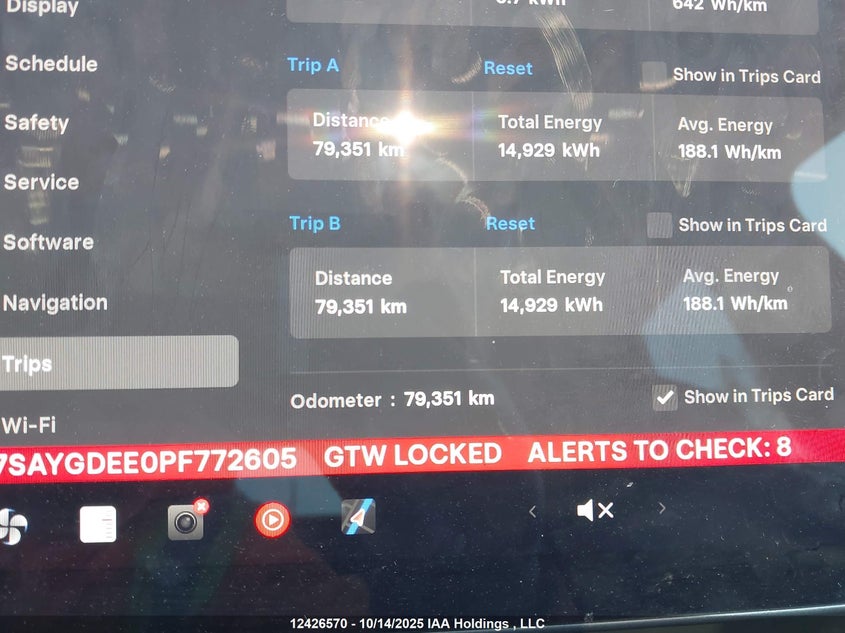 2023 Tesla Model Y VIN: 7SAYGDEE0PF772605 Lot: 12426570