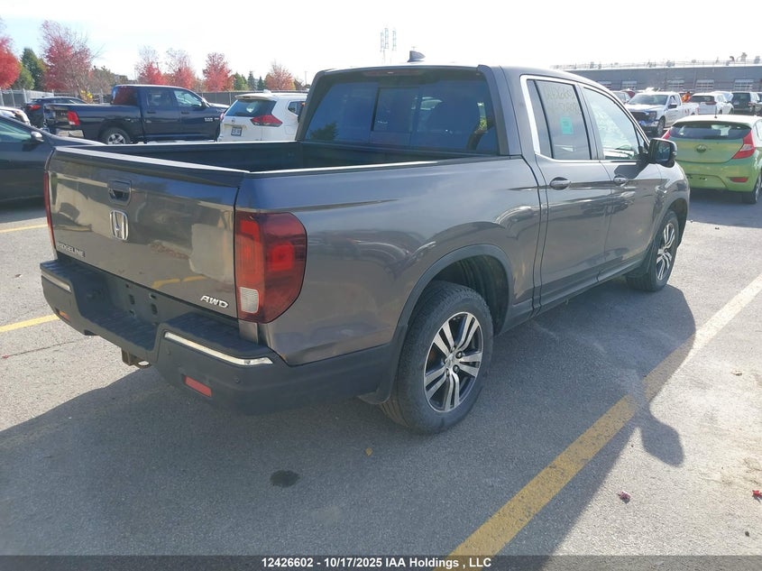 5FPYK3F53HB505083 2017 HONDA RIDGELINE photo no. 4