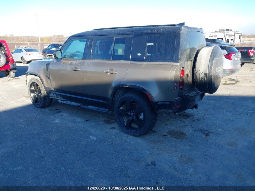 SALE27EU2R2268076 2024 LAND ROVER DEFENDER photo no. 3