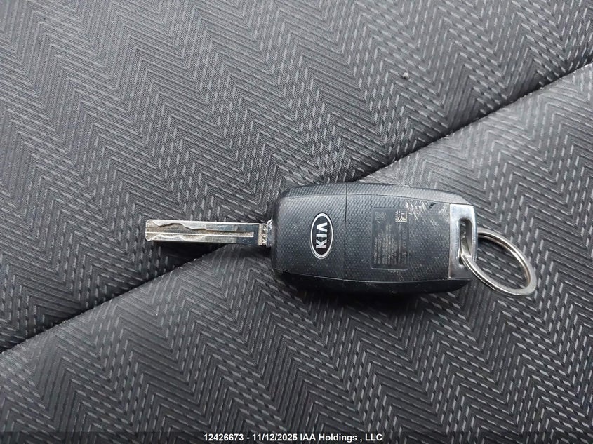KNDPMCAC1H7146035 2017 KIA SPORTAGE photo no. 11