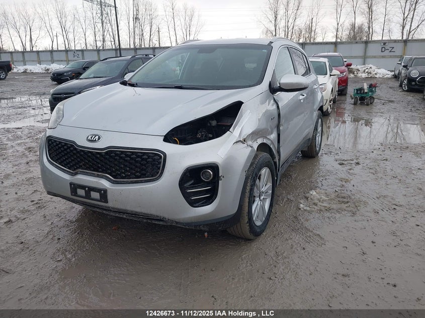 KNDPMCAC1H7146035 2017 KIA SPORTAGE photo no. 2