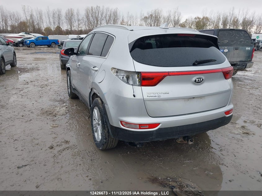 KNDPMCAC1H7146035 2017 KIA SPORTAGE photo no. 3