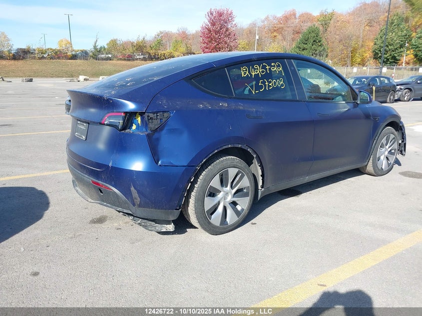 7SAYGDEE0NF573003 2022 TESLA MODEL Y photo no. 4