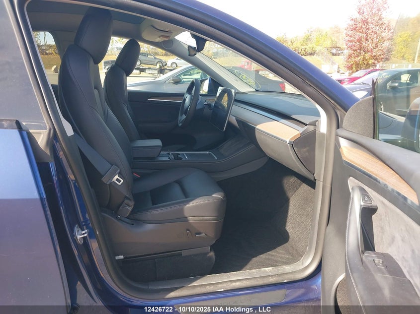 7SAYGDEE0NF573003 2022 TESLA MODEL Y photo no. 5