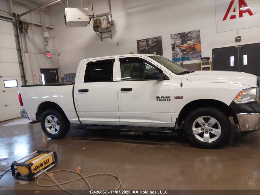 3C6RR7KT1JG167453 2018 RAM 1500 photo no. 14