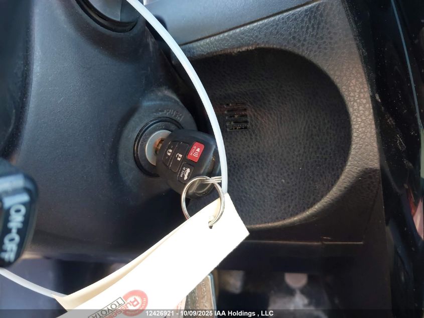 2018 Toyota Corolla Le VIN: 2T1BURHEXJC107808 Lot: 12426921