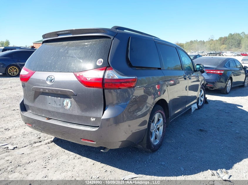 5TDKK3DC5FS670836 2015 TOYOTA SIENNA photo no. 4