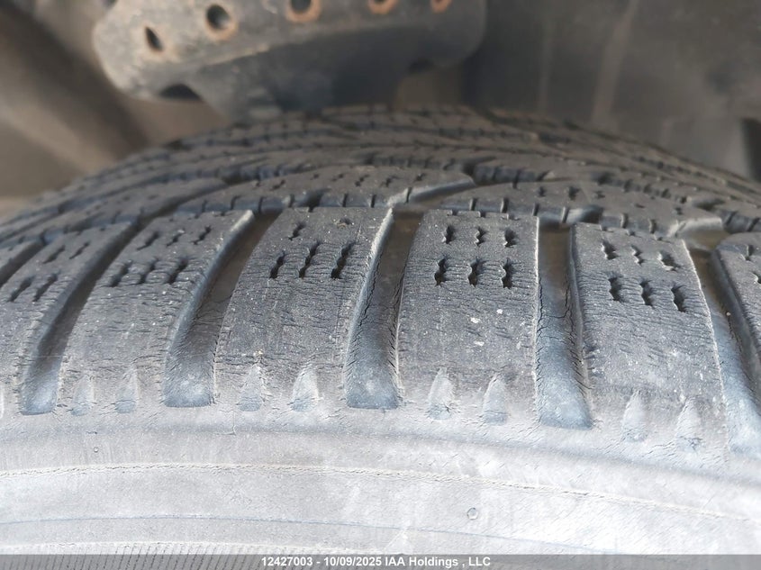 2015 Subaru Legacy 2.5I Limited Package VIN: 4S3BNCL67F3009197 Lot: 12427003