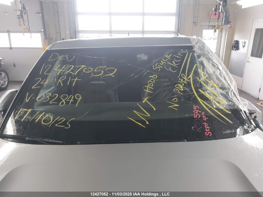 2024 Rivian R1T Adventure Quad Motor Large Pack VIN: 7FCTGAAA0RN032849 Lot: 12427052