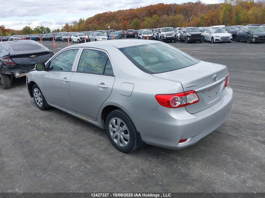 2T1BU4EE1DC029978 2013 TOYOTA COROLLA photo no. 3