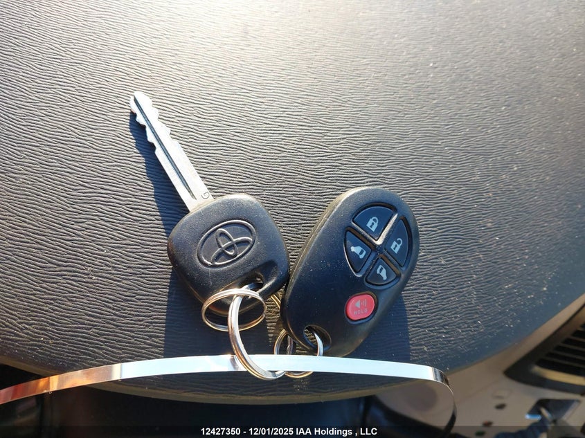 5TDKK3DCXES428431 2014 TOYOTA SIENNA photo no. 11