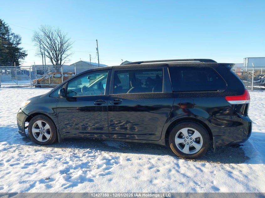 5TDKK3DCXES428431 2014 TOYOTA SIENNA photo no. 14