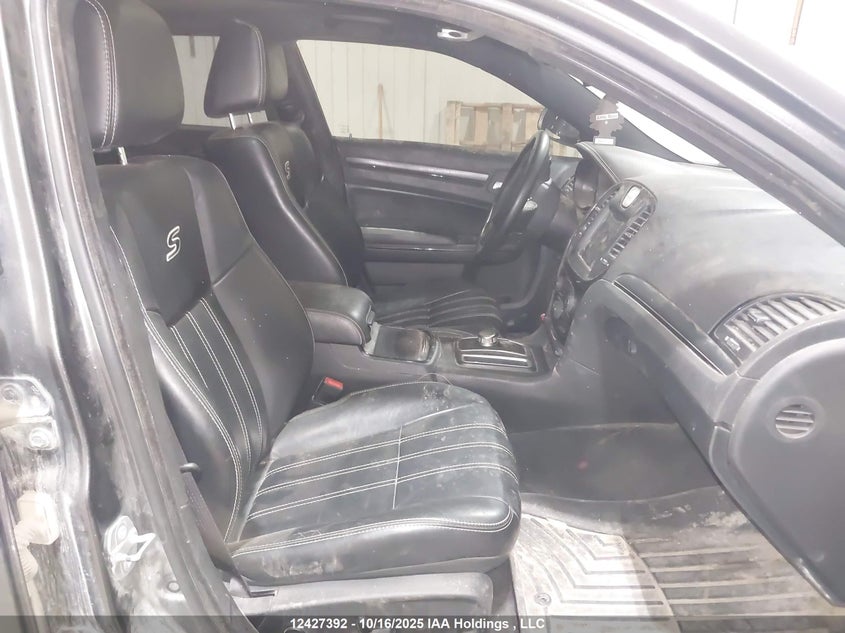 2C3CCABG0GH151306 2016 CHRYSLER 300 photo no. 5