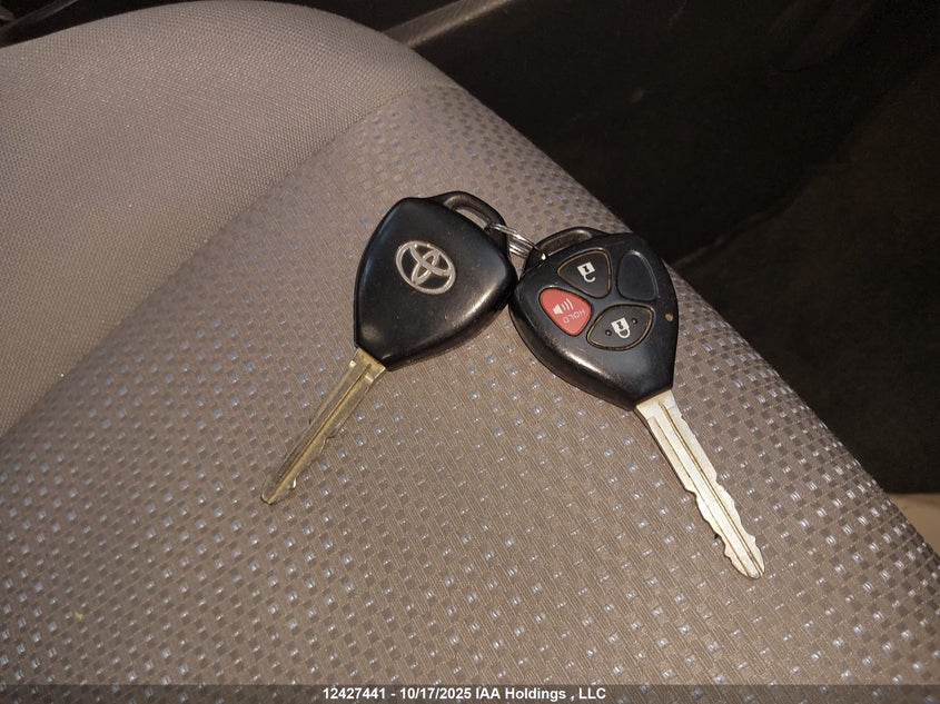 2010 Toyota Matrix VIN: 2T1KU4EE1AC208212 Lot: 12427441