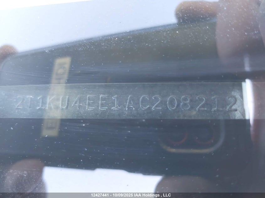 2010 Toyota Matrix VIN: 2T1KU4EE1AC208212 Lot: 12427441