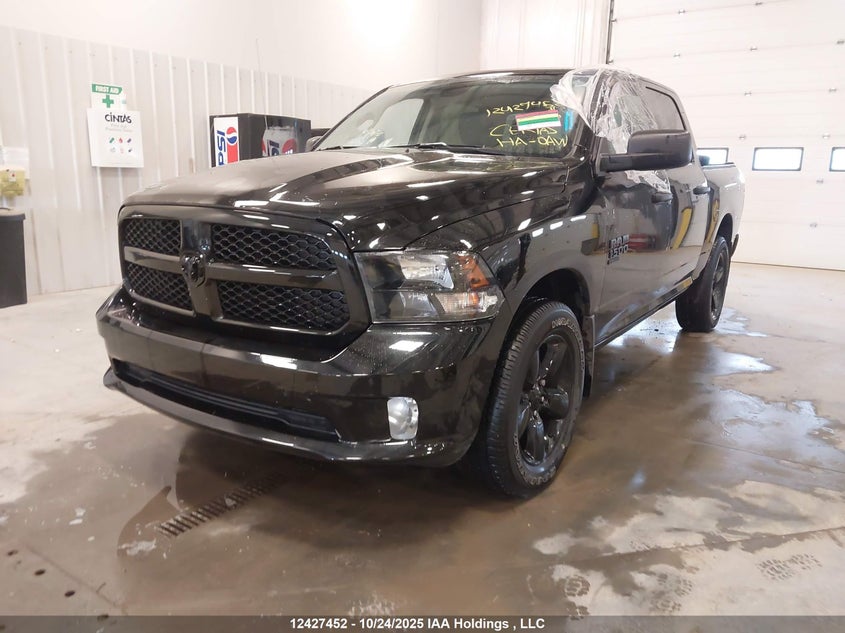 1C6RR7KG8PS586744 2023 RAM 1500 photo no. 2