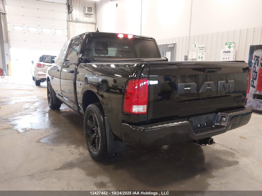 1C6RR7KG8PS586744 2023 RAM 1500 photo no. 3
