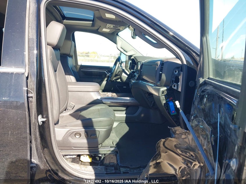 1GC4KUEY4SF138092 2025 CHEVROLET SILVERADO photo no. 5