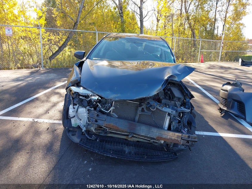 2T1BURHE5GC533964 2016 TOYOTA COROLLA photo no. 13