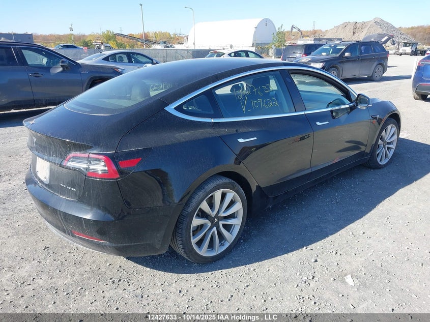 5YJ3E1EB5JF109622 2018 TESLA MODEL 3 photo no. 4