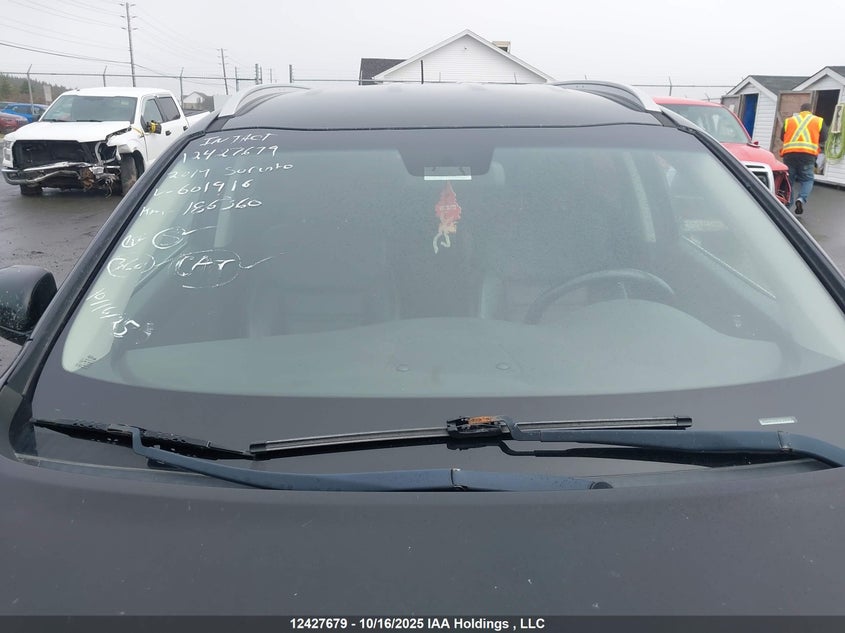 2019 Kia Sorento 2.4L Ex VIN: 5XYPHDA32KG601916 Lot: 12427679