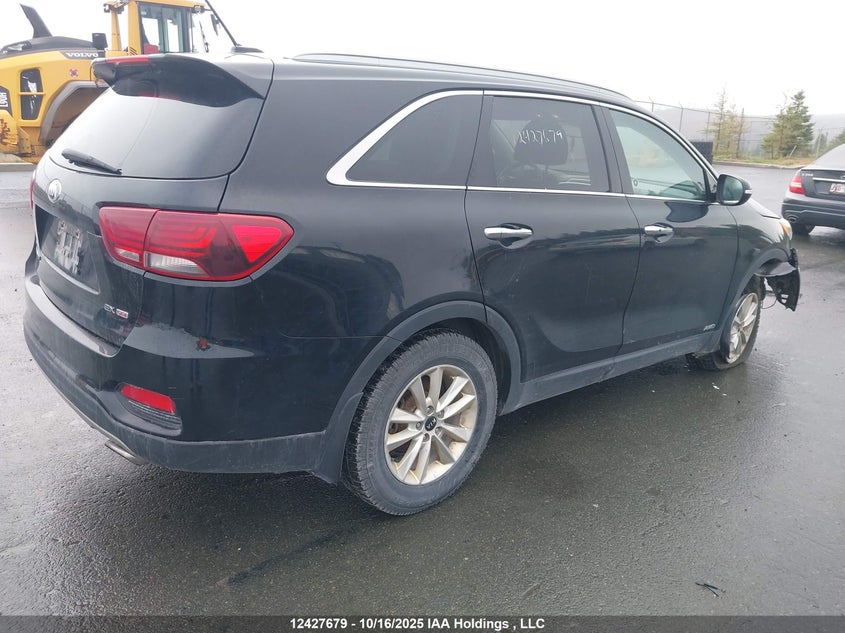 5XYPHDA32KG601916 2019 KIA SORENTO photo no. 4
