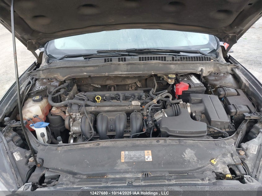 2015 Ford Fusion S VIN: 3FA6P0G70FR255061 Lot: 12427680