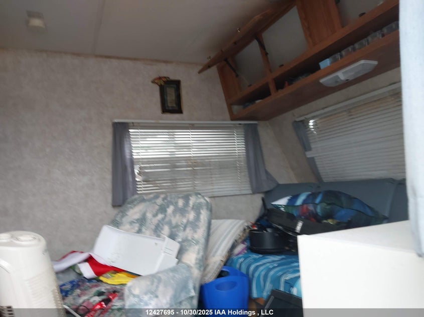 4WY200P20Y1008790 2000   photo no. 5