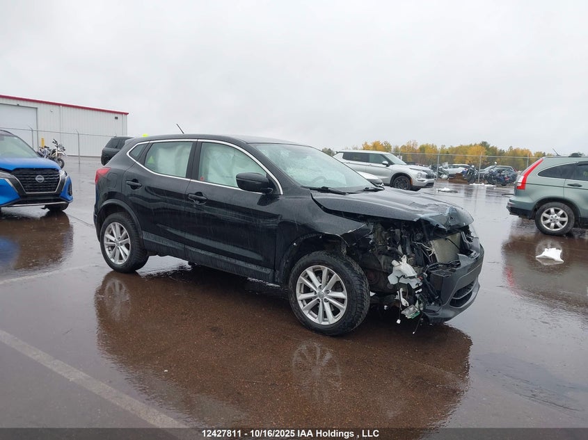 2017 Nissan Qashqai S/Sl/Sv VIN: JN1BJ1CR4HW126590 Lot: 12427811