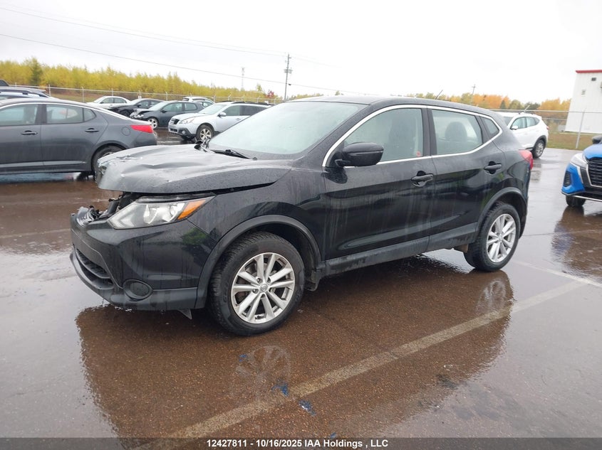 2017 Nissan Qashqai S/Sl/Sv VIN: JN1BJ1CR4HW126590 Lot: 12427811