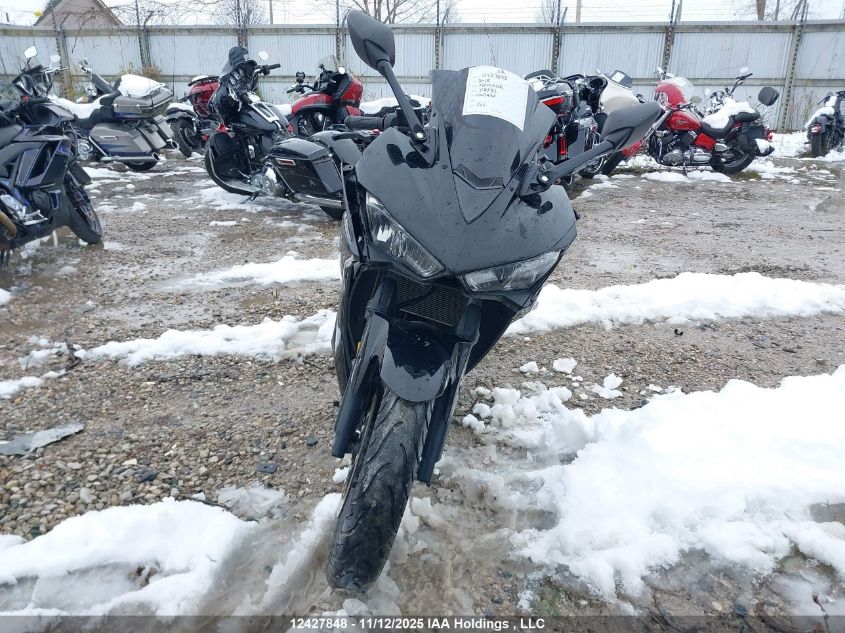 2018 Yamaha Yzfr3 VIN: MH3RH06N2JK003976 Lot: 12427848