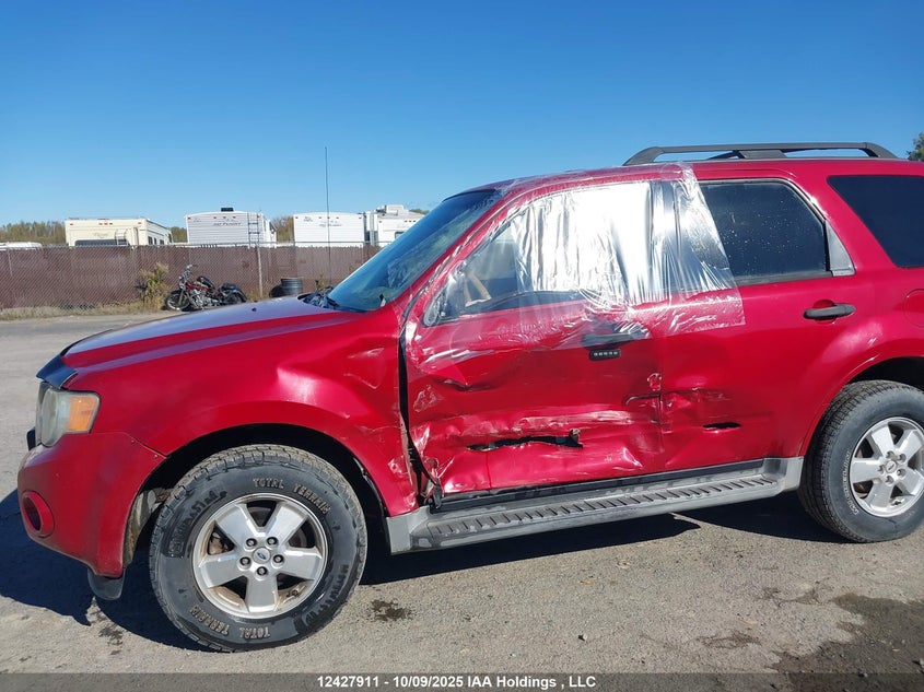 1FMCU9DG5AKC02797 2010 FORD ESCAPE photo no. 21