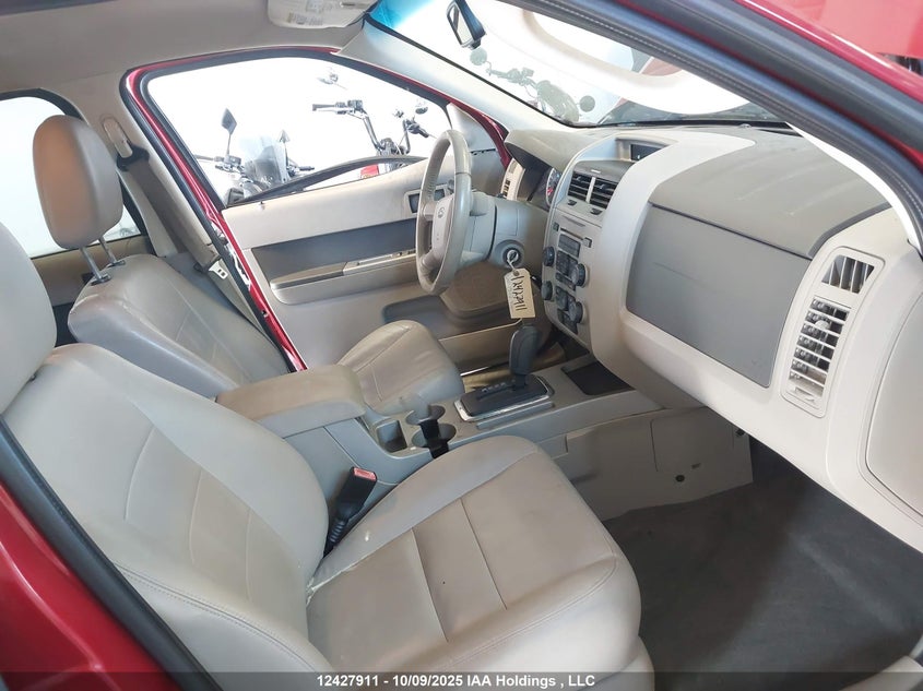 1FMCU9DG5AKC02797 2010 FORD ESCAPE photo no. 5