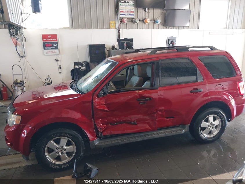 1FMCU9DG5AKC02797 2010 FORD ESCAPE photo no. 6