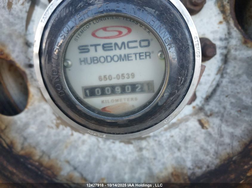 2015 Utility Trailer Mfg Utility Trailer VIN: 1UYVS2538FG189917 Lot: 12427918