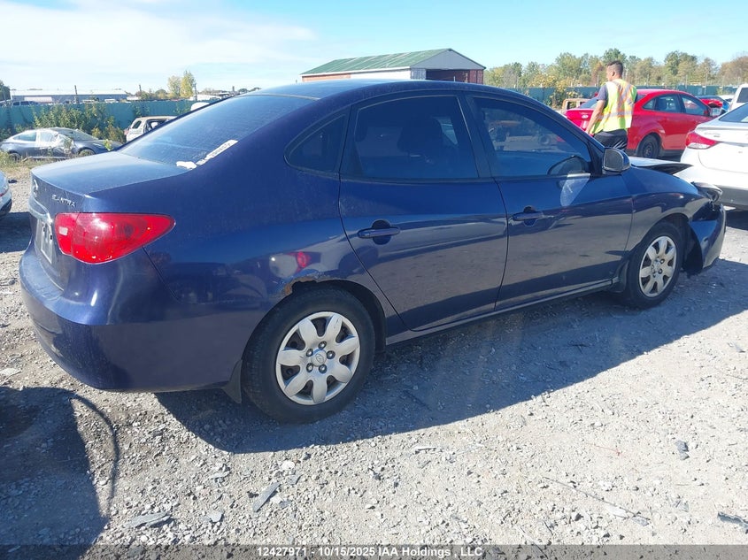 KMHDU4AD9AU028559 2010 HYUNDAI ELANTRA photo no. 4
