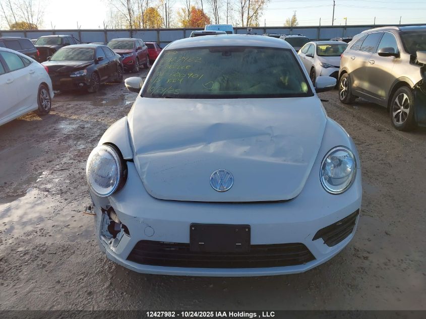 2017 Volkswagen Beetle 1.8 Tsi Classic/1.8 Tsi Pink Edition/1.8 Tsi Trendline VIN: 3VWJ17AT0HM600901 Lot: 12427982