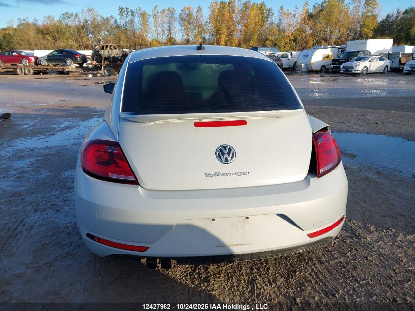 2017 Volkswagen Beetle 1.8 Tsi Classic/1.8 Tsi Pink Edition/1.8 Tsi Trendline VIN: 3VWJ17AT0HM600901 Lot: 12427982