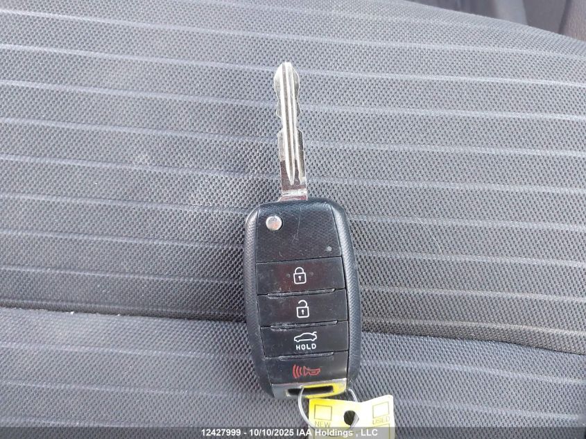 2017 Kia Forte Ex/Ex Luxury/Ex+/Lx/Lx+ VIN: 3KPFL4A70HE093609 Lot: 12427999