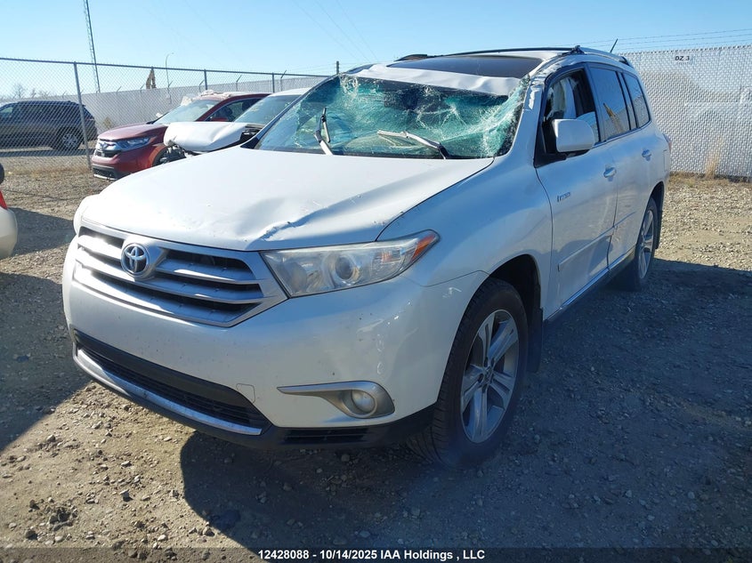 5TDDK3EH6DS275807 2013 TOYOTA HIGHLANDER photo no. 2