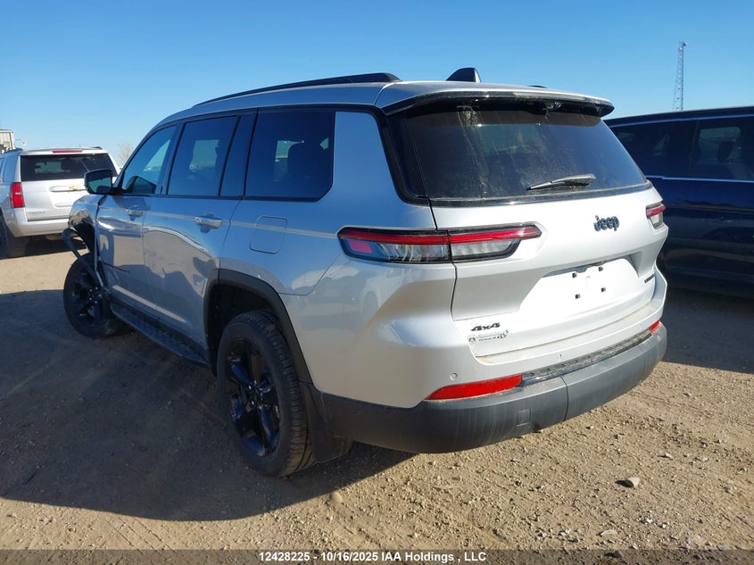 1C4RJKBG7S8674922 2025 JEEP GRAND CHEROKEE photo no. 3