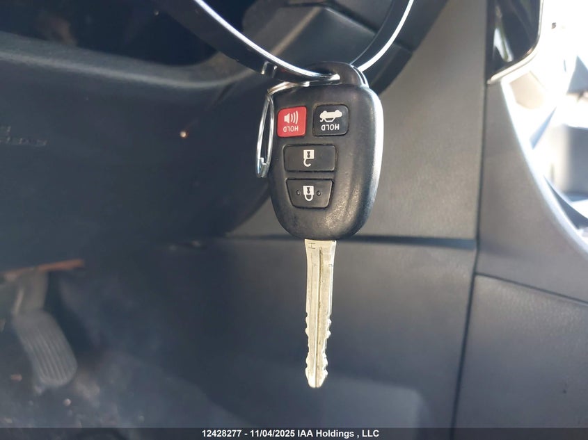2T1BURHE6JC079148 2018 TOYOTA COROLLA photo no. 11
