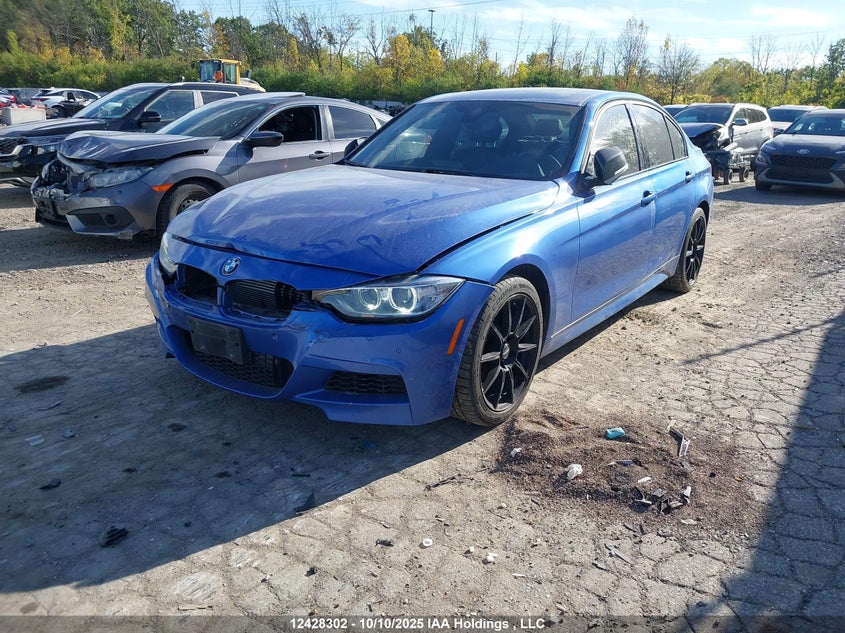 WBA3B9C54DF587340 2013 BMW 3ER photo no. 2